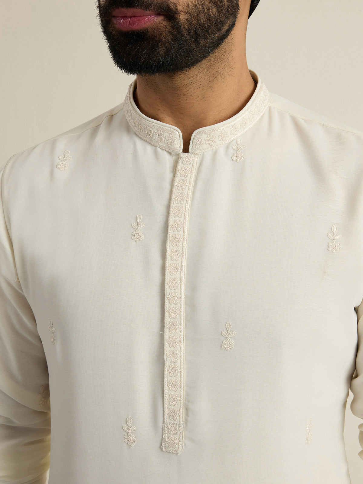 Mens Off-White Georgette Embroidery Kurta