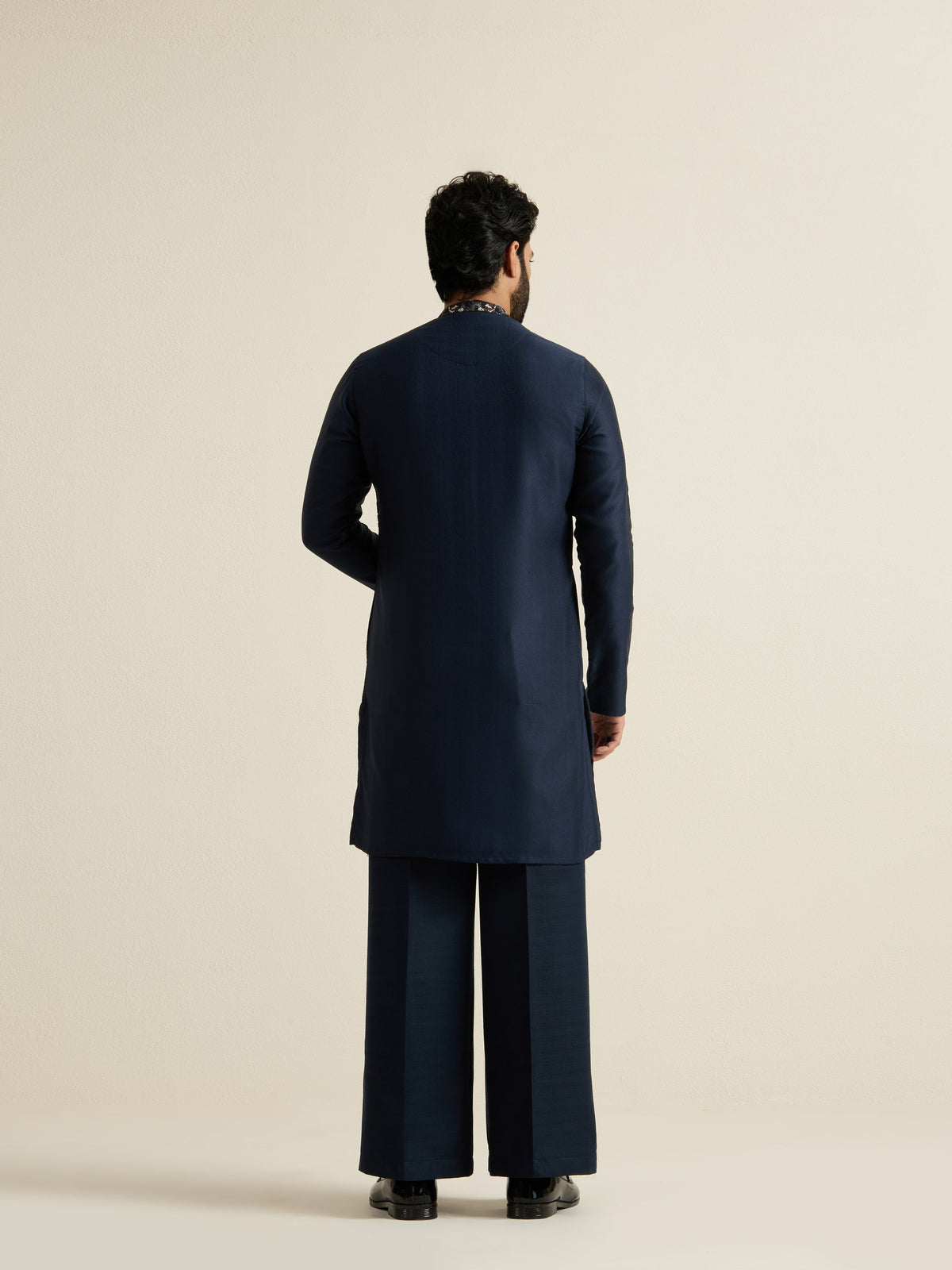 Mens Blue Blended Light Embroidery Kurta with Front Zipper