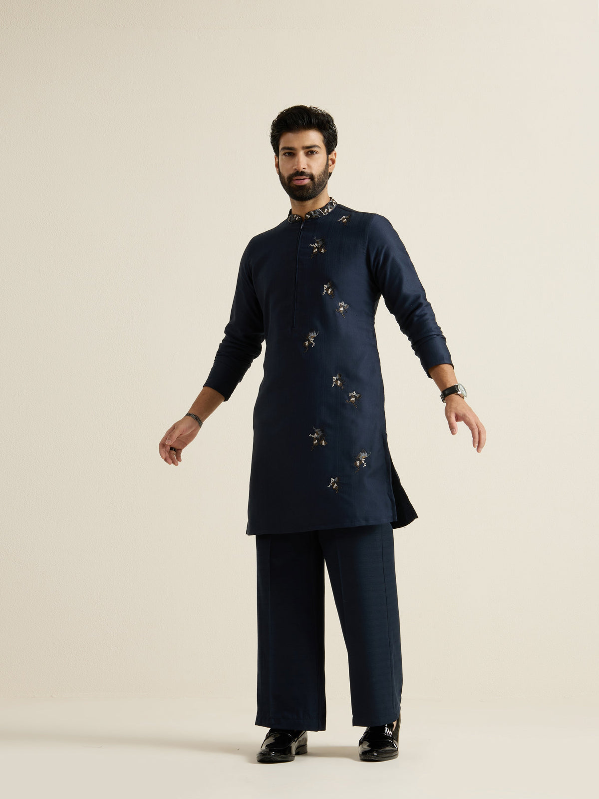 Mens Blue Blended Light Embroidery Kurta with Front Zipper