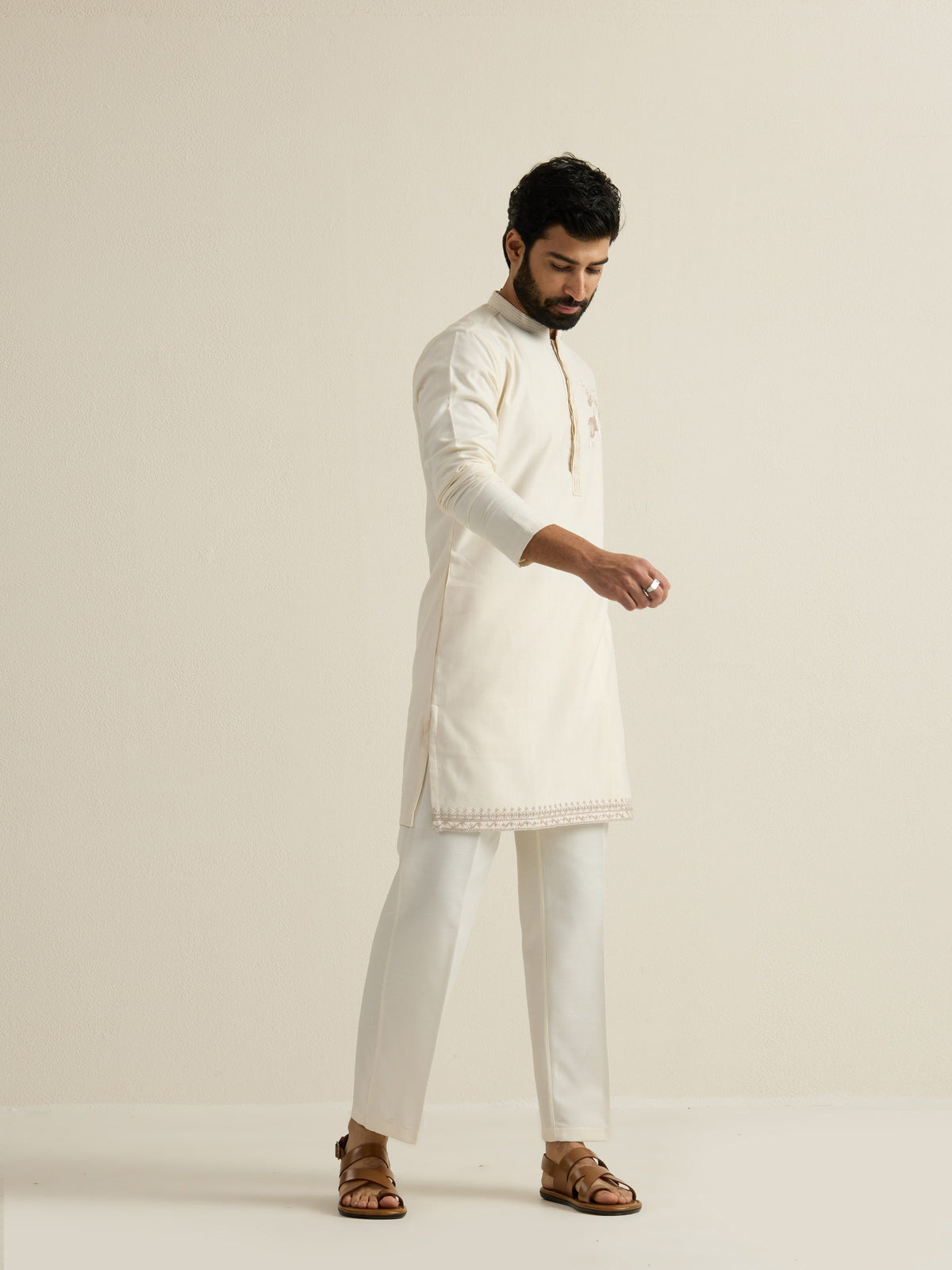 Mens Off-White Blended Light Embroidery Kurta with Buttoned Placket
